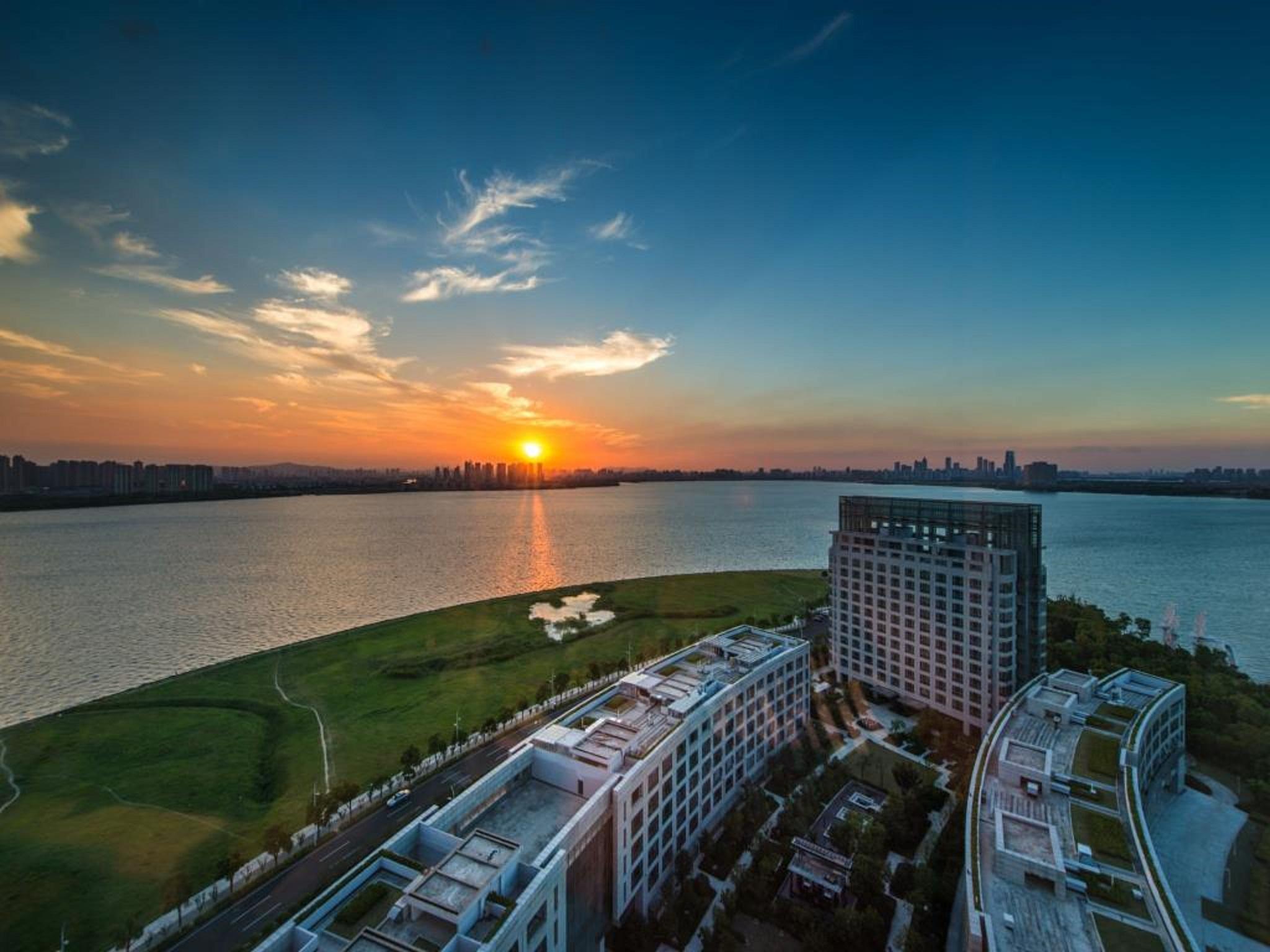 Oakwood Hotel & Residence Suzhou Suzhou  Exterior photo